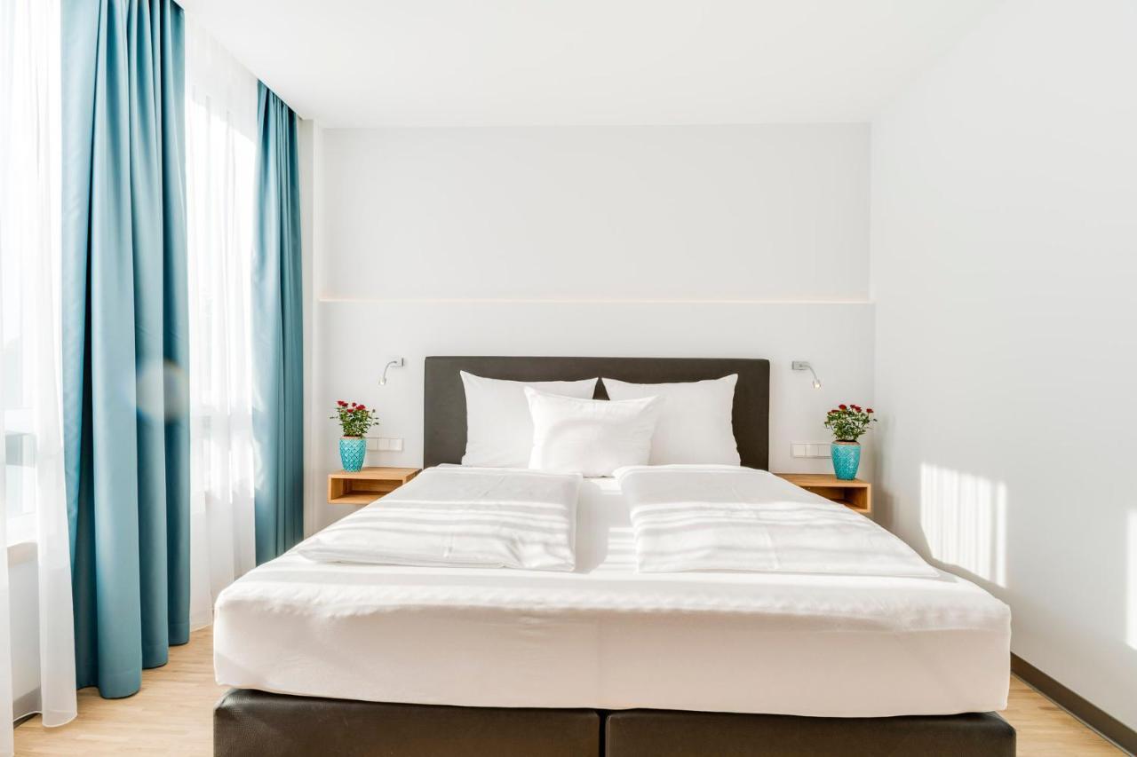 Hotel-Etage Apfelrot Erding Esterno foto