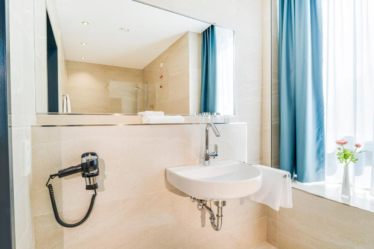 Hotel-Etage Apfelrot Erding Esterno foto